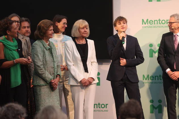 Queen Silvia of Sweden, Countess Bettina Bernadotte, and Monika Brandt at the Mentor Future Prize award ceremony during the Mentor Foundation’s anniversary celebration on Mainau Island, Mainau, October 8, 2026 Copyright: xAgenturxMatthiasxWehnertx xM.xGränzdörferx