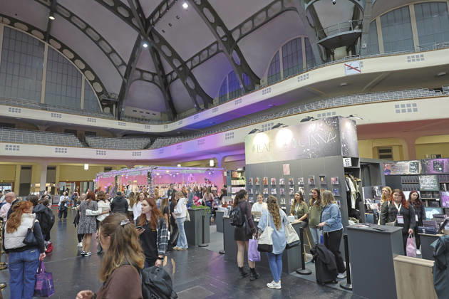 Frankfurt Impressions 10 08 2026 For the 78th Frankfurt Book Fair, the Festhalle—featuring the Community Stage and New Adult—opens its doors to all visitors today, Friday, starting at 11 a.m. Frankfurt am Main, Hesse, Germany