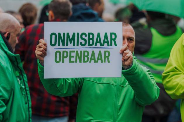 Union members gather for a national manifestation against the Federal Government s budgetary measures, under the Keep your hands out of our pockets! (Blijf uit onze zakken! - Pas dans nos poches) moniker, organised by the trade unions on Friday 9 October 2026 in Brussels. EMILExWINDAL 189219313