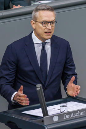 Bundestag: Karsten Wildberger (CDU), Federal Minister for Digital Affairs and State Modernization, at the German Bundestag on October 9, 2026, in Berlin, Berlin, Berlin, Germany, Bundestag