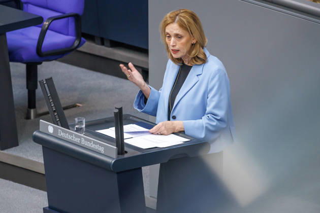Bundestag: Karin Prien (CDU), Federal Minister for Family Affairs, at the German Bundestag on October 9, 2026, in Berlin, Berlin, Berlin, Germany, Bundestag