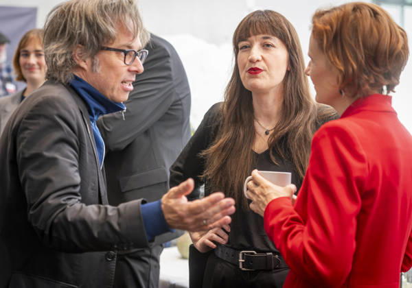 Social Security Conference, EUR, Germany, Berlin, October 9, 2026: Heidi Reichinnek and Katja Kipping in conversation with a participant at the Social Advice conference. The Left Party parliamentary group in the Bundestag is hosting a conference on social security and solidarity across society, with participants from the worlds of politics and civil society.