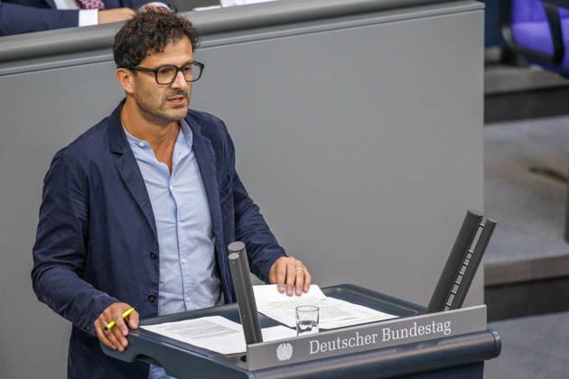 Bundestag Luigi Pantisano The Left in the German Bundestag on October 9, 2026, in Berlin, Berlin, Germany, Bundestag