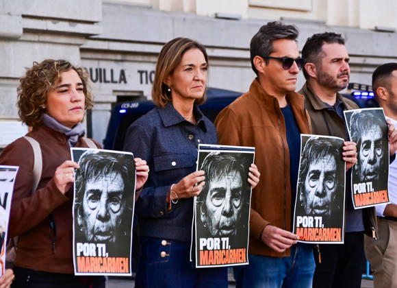 October 9, 2026, Madrid, Madrid, SPAIN: Members and representatives of the Madrid branch of the Spanish Socialist Workersâ€⠢ Party (PSOE) observe a minute of silence outside Madrid City Hall in memory of Maricarmen, who died after being evicted from her home. Her death has become a symbol of the housing crisis and the struggle against real estate speculation. Madrid SPAIN - ZUMAz108 20261009_znp_z108_003 Copyright: xRichardxZubelzux