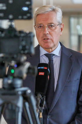 Norbert Roettgen of the CDU in an interview at the German Bundestag on October 9, 2026, in Berlin, Berlin, Berlin, Germany, Bundestag