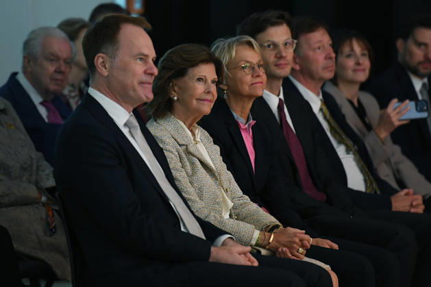Ceremonial dedication of the new Luisen Gymnasium school building on October 9, 2026, in Düsseldorf. Dr. Stephan Keller, Mayor of Düsseldorf; in the front, Her Majesty Queen Silvia of Sweden; in the center, Dorothee Feller, Minister of Schools and Education for the State of North Rhine-Westphalia; in the back xRx