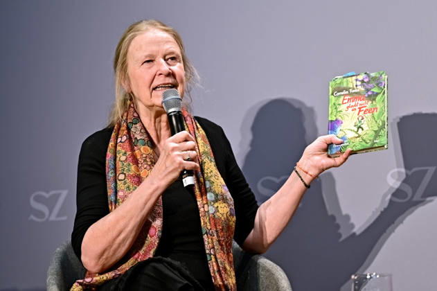 Frankfurt Book Fair 2026: Children s book author Cornelia Funke on October 9, 2026, at the Frankfurt Book Fair 20261009MWI153906