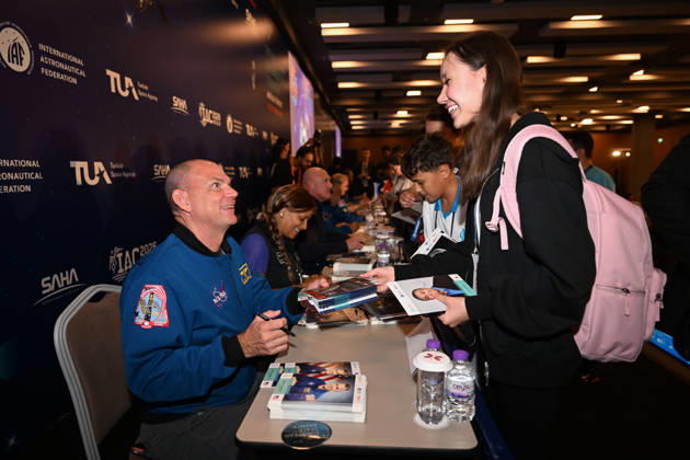 Astronauts meet visitors at autograph session during International Astronautical Congress ANTALYA, TURKIYE - OCTOBER 09: Astronauts from various countries meet visitors during an autograph session on Public Day of the 77th International Astronautical Congress (IAC 2026) at the NEST Congress Center in Antalya, Turkiye, on October 09, 2026. Organized by the International Astronautical Federation (IAF) under the coordination of the Ministry of Industry and Technology and hosted by the Turkish Space Agency (TUA) and SAHA Istanbul, the congress opens its doors to the public on its final day. Muhammed Abdullah Kurtar Anadolu Antalya Turkey. Editorial use only. Please get in touch for any other usage. Copyright: x2026xAnadoluxMuhammedxAbdullahxKurtarx