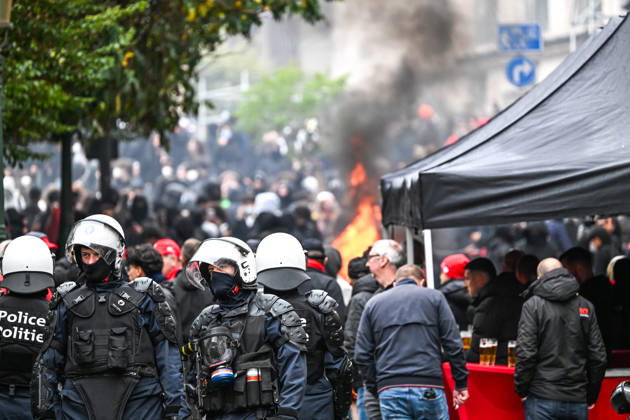 Violent student protests merge with a trade union demonstration near Mont des Arts in Brussels, Belgium, on 9 October 2026. Clashes and disorder unfold as student protesters join the union-led mobilisation in the Belgian capital.