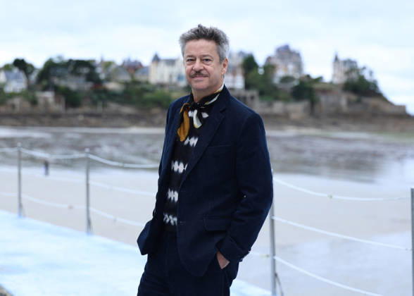 Thibault de Montalembert by the seawater pool on L Ecluse Beach during the 37th Dinard British and Irish Film Festival, France, on October 9, 2026. Denis Guignebourg, Bestimage. 37th Dinard British Irish Film Festival on October 9, 2026, in Dinard, France. Dinard, France Copyright: xDenisxGuignebourgx xBestimagexDenisxGuignebourgx xBestimagex