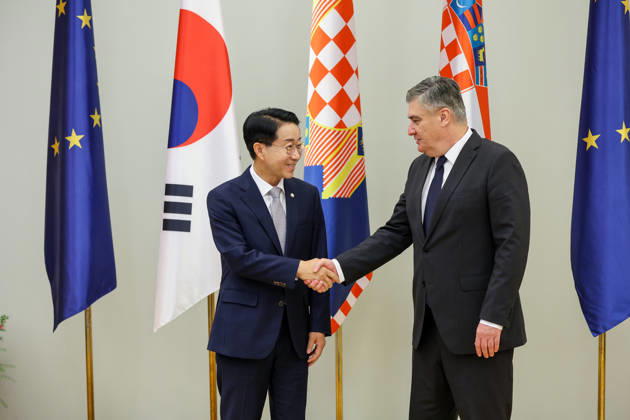 Croatian President Milanovic hosts South Korean parliament speaker Croatian President Zoran Milanovic hosted Cho Jeong-sik, Speaker of the National Assembly of the Republic of Korea, in Zagreb, Croatia on October 9, 2026. MatijaxHabljak PIXSELL