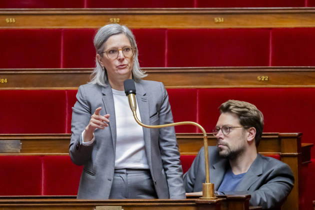 Paris, France le 9 Octobre, 2026 - Examen en seance a l assemblee nationale de la proposition de loi apportant une reponse integrale au phenomene des violences sexuelles et sexistes contre les femmes et les enfants - Sandrine Rousseau POLITIQUE, ASSEMBLEE NATIONALE, EXAMEN DE LOI, LEGISLATIF, LOI INTEGRALE, VIOLENCES SEXUELLES Copyright: xVincentxIsorex