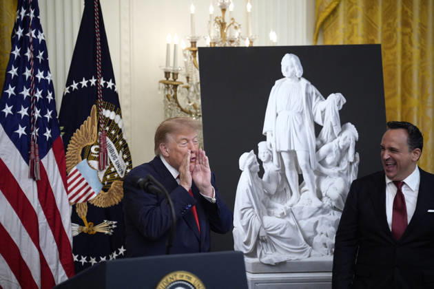 Donald Trump on Columbus Day celebration - Washington US President Donald Trump hosts a Columbus Day celebration in the East Room in Washington on October 9, 2026. Photo by Yuri Gripas ABACAPRESS.COM Washington DC United States  Copyright: xGripasxYuri ABACAx