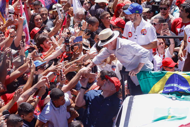 BRASiLIA, DF - 09.10.2026: ATO DE LULA EM BRASiLIA - President Lula resumes campaign events after the first round of elections, in Ceilândia (DF). x3027370x JoaoxPedroxCarvalho