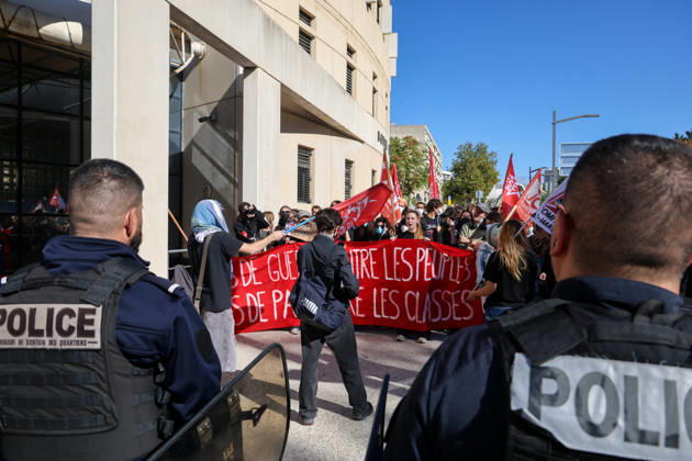 High school students block schools here, demanding the release of their classmates in police custody in front of the Aix-en-Provence police station. - 09 11 2026 - France Bouches-du-Rhone Marseille - SylvainxRostaingx xLexPictorium LePictorium_0342754
