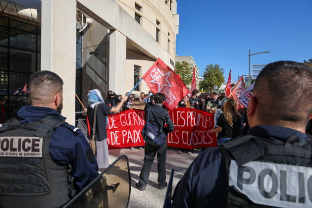 High school students block schools here, demanding the release of their classmates in police custody in front of the Aix-en-Provence police station. - 09 11 2026 - France Bouches-du-Rhone Marseille - SylvainxRostaingx xLexPictorium LePictorium_0342755
