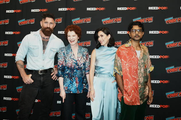 October 9, 2026, New York, New York, USA: The cast of CBS Studios hit show Ghosts from left: DEVAN CHANLDER LONG, REBECCA WISOCKY, SHEILA CARRASO and UTKARSH AMBUDKAR stand for a photo at the 2026 New York Comic Con at the Javits Center on October 9, 2026 in New York. New York USA - ZUMAb148 20261009_zap_b148_016 Copyright: xBryanxSmithx