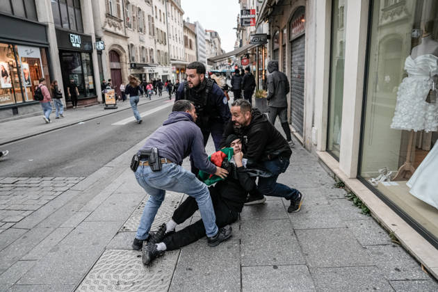 Brief clashes erupt during student gathering in Nancy NANCY, FRANCE - OCTOBER 9: A small group of students gather as brief confrontations occur following tensions at the scene. in Nancy, France, on October 9, 2026. Mohamad Saeed Anadolu Nancy France. Editorial use only. Please get in touch for any other usage.  Copyright: x2026xAnadoluxMohamadxSaeedx