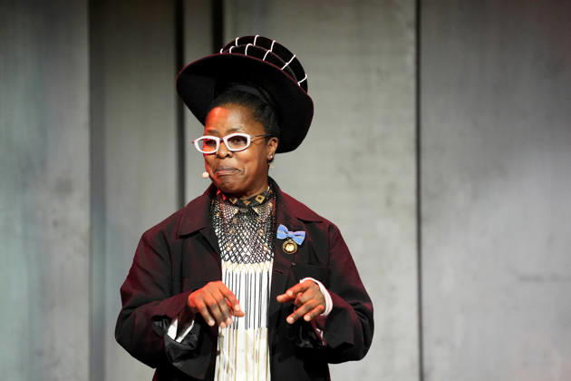 Zanele Muholi of South Africa receives the Hasselblad Prize, an international photography award, at a ceremony at World of Volvo in Gothenburg, Sweden, on October 9, 2026. GOTHENBURG, SWEDEN x9200x Copyright: xBjörnxLarssonxRosvall TTx HASSELBLAD AWARD 2026 BwuKfHTMQAI