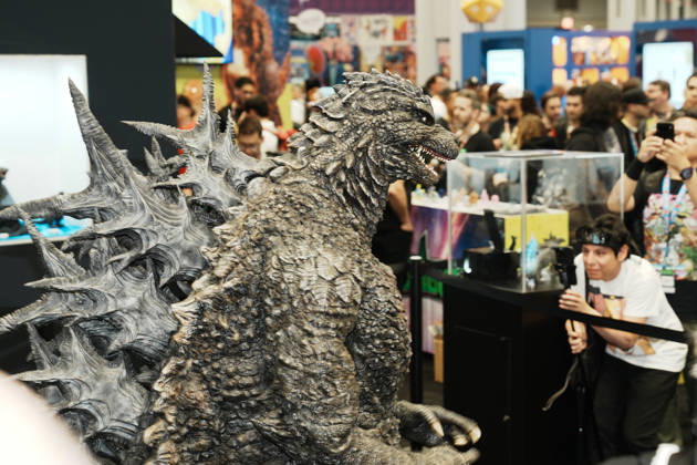 October 9, 2026, New York, New York, USA: GODZILLA at the 2026 New York Comic Con at the Javits Center on October 9, 2026 in New York. New York USA - ZUMAb148 20261009_zap_b148_071 Copyright: xBryanxSmithx