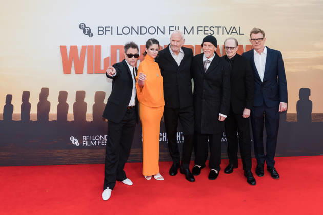 Wild Horse Nine Premiere at BFI London Film Festival LONDON, UNITED KINGDOM - OCTOBER 09: (L-R) Sam Rockwell, Mariana Di Girolamo, Martin McDonagh, John Malkovich, Steve Buscemi and Graham Broadbent attend the premiere of Wild Horse Nine during the 70th BFI London Film Festival at the Royal Festival Hall in London, United Kingdom on October 09, 2026. Wiktor Szymanowicz Anadolu London United Kingdom. Editorial use only. Please get in touch for any other usage. Copyright: x2026xAnadoluxWiktorxSzymanowiczx