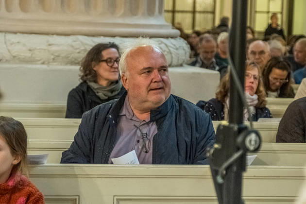 Since 2009, the Festival of Lights has been held in Leipzig on October 9 to commemorate the Monday demonstrations of 1989. Here is the prayer for peace at St. Nicholas Church, featuring a speech on democracy by Jörg Junhold. Festival of Lights 2026