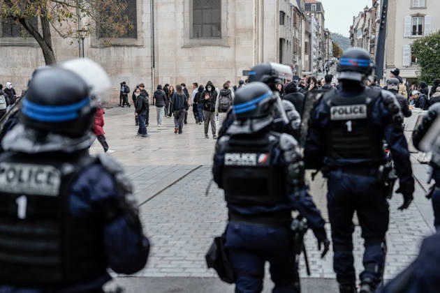 Brief clashes erupt during student gathering in Nancy NANCY, FRANCE - OCTOBER 9: A small group of students gather as brief confrontations occur following tensions at the scene. in Nancy, France, on October 9, 2026. Muhammed Said Tako Anadolu Nancy France. Editorial use only. Please get in touch for any other usage.  Copyright: x2026xAnadoluxMuhammedxSaidxTakox