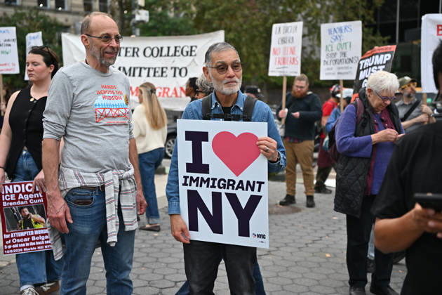 Protesters rally after ICE shooting of New York man in car with child inside NEW YORK, UNITED STATES - OCTOBER 9: A massive protest takes place at Foley Square , demanding the withdrawal of ICE from the city in New York, United States on October 9, 2026. The demonstration follows an incident yesterday in the Bronx where an ICE officer shot Oscar Belgal, a Dominican Republic national, in the neck while he was driving with a 5-year-old child in the vehicle. Waleed Zein Anadolu New York United States. Editorial use only. Please get in touch for any other usage. Copyright: x2026xAnadoluxWaleedxZeinx