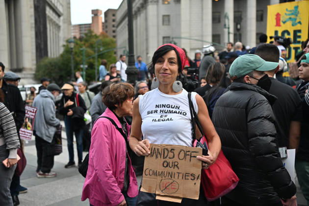 Protesters rally after ICE shooting of New York man in car with child inside NEW YORK, UNITED STATES - OCTOBER 9: A massive protest takes place at Foley Square , demanding the withdrawal of ICE from the city in New York, United States on October 9, 2026. The demonstration follows an incident yesterday in the Bronx where an ICE officer shot Oscar Belgal, a Dominican Republic national, in the neck while he was driving with a 5-year-old child in the vehicle. Waleed Zein Anadolu New York United States. Editorial use only. Please get in touch for any other usage. Copyright: x2026xAnadoluxWaleedxZeinx
