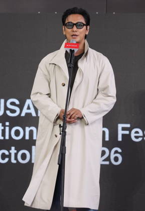 Ju Ji-hoon at BIFF Ju Ji-hoon at BIFF Actor Ju Ji-hoon gives remarks at a publicity event for the upcoming TV series The Remarried Empress at the 31st Busan International Film Festival (BIFF) at the Busan Cinema Center in the southeastern port city on Oct. 10, 2026. (Yonhap) 2026-10-10 14:19:18 <Copyright ¨Ï 1980-2026 YONHAPNEWS AGENCY. .> ºÎ»ê±¤¿ª½Ã EDITORIAL USE ONLY  Copyright: xx Ji-hoon ???x yonphotos257532