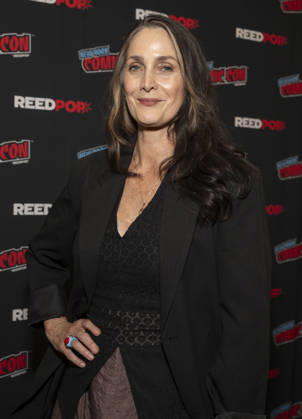 October 9, 2026, New York, New York, USA: CARRIE ANNE MOSS attends the press room for YAGA on AMC Plus during New York Comic Con at Jacob Javits Convention Center in New York. 9 October 2026 New York USA - ZUMAa265 20261009_zep_a265_004 Copyright: xEricxAcquayex