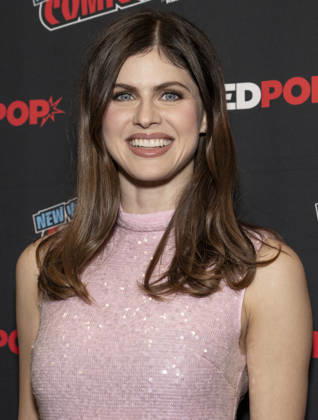 October 9, 2026, New York, New York, USA: ALEXANDRA DADDARIO attends the press room for Anne RiceÃ¢â‚¬â ¢s Mayfair Witches on AMC Plus during New York Comic Con at Jacob Javits Convention Center in New York. 9 October 2026 New York USA  - ZUMAa265 20261009_zep_a265_047 Copyright: xEricxAcquayex