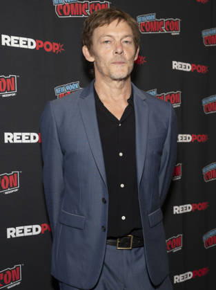 October 9, 2026, New York, New York, USA: NORMAN REEDUS attends the press room for The Walking Dead Daryl Dixon on AMC Plus during New York Comic Con at Jacob Javits Convention Center in New York. 9 October 2026 New York USA  - ZUMAa265 20261009_zep_a265_062 Copyright: xEricxAcquayex