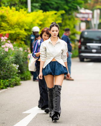 2026 Formula 1 Singapore Grand Prix - Sprint - Celebrities CHOU TZUYU 25 (TWN) of TWICE (JYP Entertainment) during Qualifying day on Saturday during the Formula 1 Singapore Airlines Singapore Grand Prix 2026 at Marina Bay Street Circuit, Singapore, on October 10, 2026. Photo by Antoine LAPEYRE Reveries Agency via ABACAPRESS.COM Singapore Singapore  Copyright: xAntoinexLapeyre ReveriesxAgency ABACAx