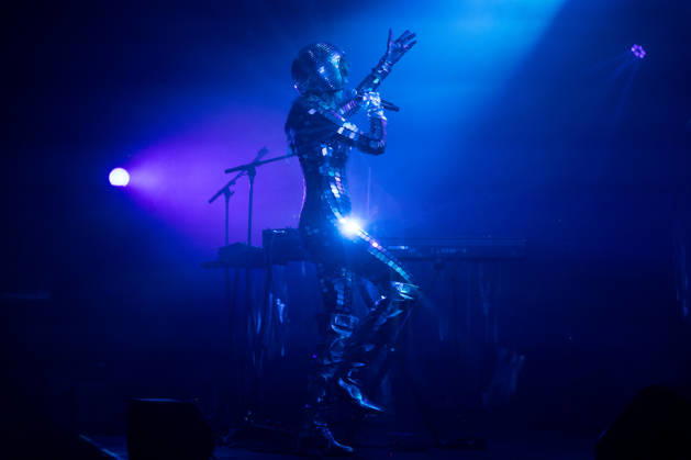 Ora The Molecule live in Oslo, Norway Oslo, Norway. 09th, October 2026. The Norwegian singer and musician Ora The Molecule performs a live concert at Parkteatret in Oslo. Norway, Oslo, Parkteatret  Copyright: xGonzalesxPhoto Per-OttoxOppix