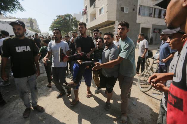 RECORD DATE NOT STATED Palestinians Targeted in Western Gaza City (INT) Palestinians Targeted in Western Gaza City. OCTOBER 10, 2026, Gaza, Palestine: A group of Palestinians was targeted in western Gaza City. Further details about casualties were not immediately available. Credit: Hashem Zimmo TheNews2(Foto: Hashem Zimmo Thenews2 imago images) Palestinians Targeted in Western Gaza City  Copyright: xHashemxZimmox