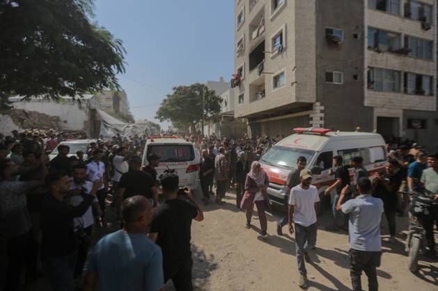 RECORD DATE NOT STATED Palestinians Targeted in Western Gaza City (INT) Palestinians Targeted in Western Gaza City. OCTOBER 10, 2026, Gaza, Palestine: A group of Palestinians was targeted in western Gaza City. Further details about casualties were not immediately available. Credit: Hashem Zimmo TheNews2(Foto: Hashem Zimmo Thenews2 imago images) Palestinians Targeted in Western Gaza City  Copyright: xHashemxZimmox