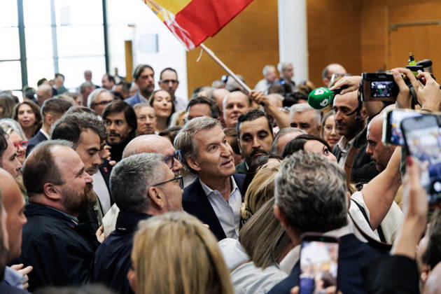 The PP Holds a Pre-Campaign Event at IFEMA Alberto Núnez Feijóo, president of the Popular Party (PP), during a pre-campaign event for the Popular Party (PP) at IFEMA on October 10, 2026, in Madrid, Spain. The PP held its first pre-campaign event today for the general elections on November 29 (29N). Feijóo attended this event alongside the president of the Community of Madrid and the mayor of the capital. October 10, 2026. Carlos Lujá, Madrid, Madrid, Spain  Copyright: xCarlosxLujanx 7834631