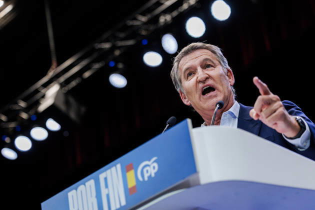 The PP Holds a Pre-Campaign Event at IFEMA Alberto Núnez Feijóo, president of the Popular Party (PP), during a pre-campaign event for the PP at IFEMA on October 10, 2026, in Madrid, Spain. The PP held its first pre-campaign event today for the general elections on November 29 (29N). Feijóo attended this event alongside the president of the Community of Madrid and the mayor of the capital. October 10, 2026. Carlos Lujá, Madrid, Madrid, Spain  Copyright: xCarlosxLujanx 7834713