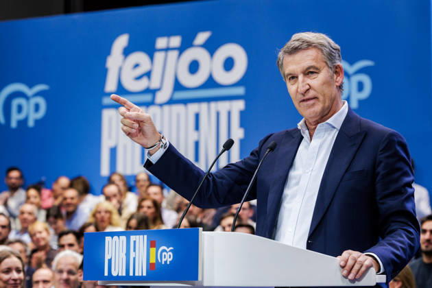 The PP Holds a Pre-Campaign Event at IFEMA Alberto Núnez Feijóo, president of the Popular Party (PP), during a pre-campaign event for the PP at IFEMA on October 10, 2026, in Madrid, Spain. The PP held its first pre-campaign event today for the general elections on November 29 (29N). Feijóo attended this event alongside the president of the Community of Madrid and the mayor of the capital. OCTOBER 10, 2026. Carlos Lujá. Madrid, Madrid, Spain. Copyright: xCarlosxLujanx 7834710