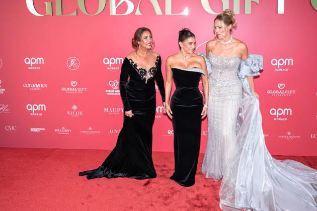 Photocall from the 2nd Global Gift Gala in Monaco: Maria Bravo, Eva Longoria and a guest attend the 2nd Monaco Global Gift Gala photocall at the Hotel de Paris on October 9, 2026, in Monaco, Monaco. Photo by Laurent Coust. Starface 460363 2026 10 09 Monaco Monaco Copyright: xLaurentxCoustx xStarfacex STAR_460363_013