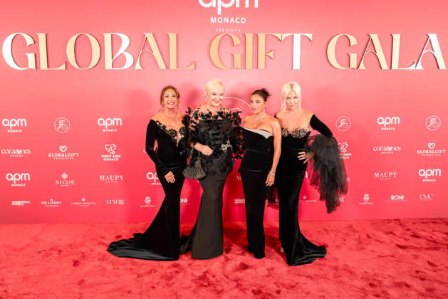 Photocall from the 2nd Global Gift Gala in Monaco: Maria Bravo, a guest, Eva Longoria, and a guest attend the 2nd Monaco Global Gift Gala Photocall at the Hotel de Paris on October 9, 2026, in Monaco, Monaco Photo by Laurent Coust Starface 460363 2026 10 09 Monaco Monaco Copyright: xLaurentxCoustx xStarfacex STAR_460363_022