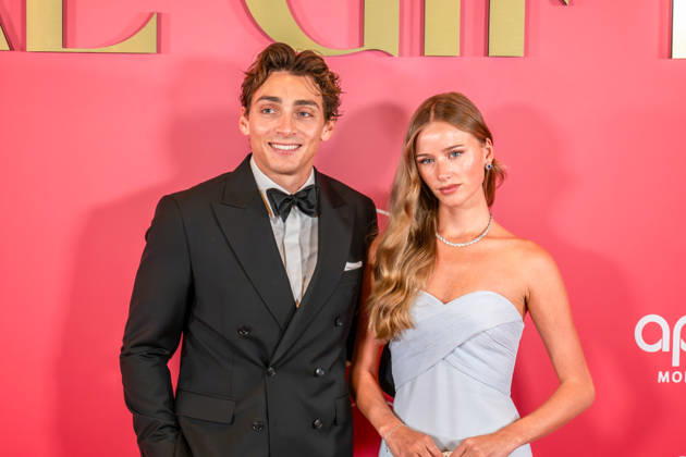 Photocall from the 2nd Global Gift Gala in Monaco: Armand Duplantis and his wife, Désiré Inglander, attend the 2nd Monaco Global Gift Gala photocall at the Hotel de Paris on October 9, 2026, in Monaco, Monaco Photo by Laurent Coust Starface 460363 2026 10 09 Monaco Monaco Copyright: xLaurentxCoustx xStarfacex STAR_460363_094