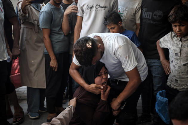 Israeli army continues attacks on Gaza despite ceasefire GAZA CITY, GAZA, PALESTINE - OCTOBER 10: Palestinians mourn after losing their loved ones in an Israeli attack on Gaza City, as Israeli army continues its attacks on the Gaza Strip despite the ceasefire, in Gaza City, Palestine, on October 10, 2026. The bodies of those killed in the attack were brought to Al-Shifa Hospital. Abdalhkem Abu Riash Anadolu Gaza City Gaza. Editorial use only. Please get in touch for any other usage. Copyright: x2026xAnadoluxAbdalhkemxAbuxRiashx