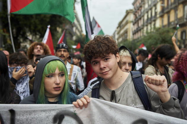Pro-Palestine protests in Naples NAPLES, ITALY - OCTOBER 10: People take part in a protest during the Global Day of Action for Palestine in defence of the Palestinian people, to call for an arms embargo and sanctions against Israel in Naples, on October 10, 2026. Eliano Imperato Anadolu Naples Italy. Editorial use only. Please get in touch for any other usage.  Copyright: x2026xAnadoluxElianoxImperatox