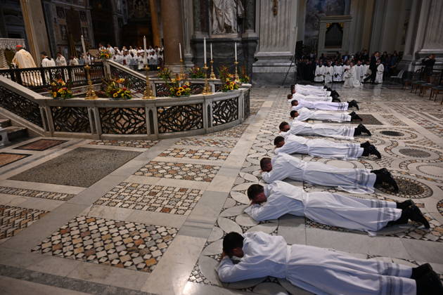 IPA89501711 - Italy, Rome, Vatican, October 10, 2026: Cardinal Baldo Reina celebrates a Mass for the ordination of deacons at St. John Lateran. Photograph by ALESSIA GIULIANI Catholic Press Photo  Copyright: xx xAlessiaxGiuliani Catholipressphox IPA89501711