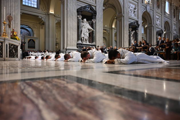 IPA89501729 - Italy, Rome, Vatican, October 10, 2026: Cardinal Baldo Reina celebrates a Mass for the ordination of deacons at St. John Lateran. Photograph by ALESSIA GIULIANI Catholic Press Photo  Copyright: xx xAlessiaxGiuliani Catholipressphox IPA89501729