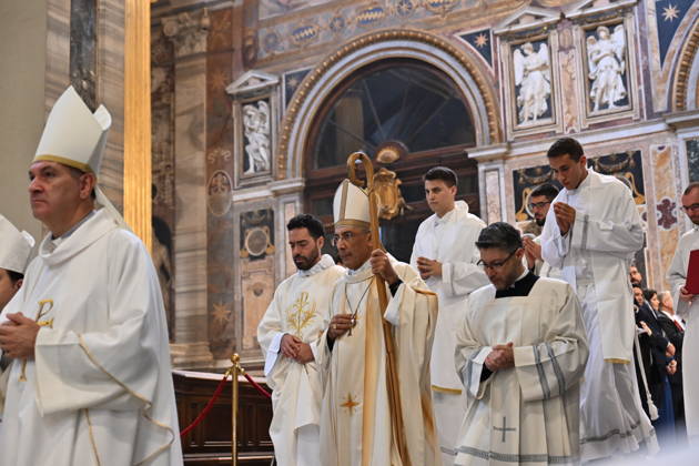 IPA89501587 - Italy, Rome, Vatican, October 10, 2026: Cardinal Baldo Reina celebrates a Mass for the ordination of deacons at St. John Lateran. Photograph by ALESSIA GIULIANI Catholic Press Photo  Copyright: xx xAlessiaxGiuliani Catholipressphox IPA89501587