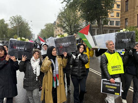 Demonstrators march in Stockholm to show solidarity with Palestinians STOCKHOLM, SWEDEN - OCTOBER 10: Demonstrators march to draw attention to the situation in Palestine and mark the third anniversary of the war in Gaza, on October 10, 2026, in Stockholm, Sweden. Atila Altuntas Anadolu Stockholm Sweden. Editorial use only. Please get in touch for any other usage. Copyright: x2026xAnadoluxAtilaxAltuntasx