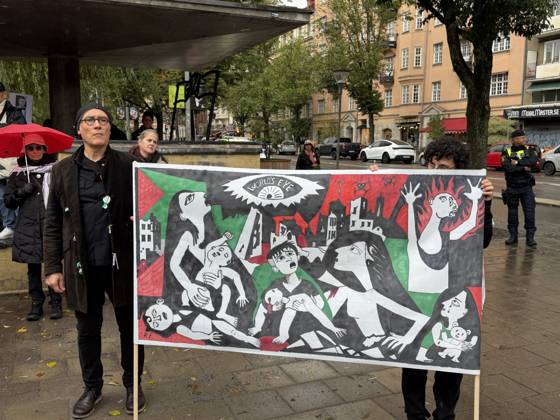 Demonstrators march in Stockholm to show solidarity with Palestinians STOCKHOLM, SWEDEN - OCTOBER 10: Demonstrators march to draw attention to the situation in Palestine and mark the third anniversary of the war in Gaza, on October 10, 2026, in Stockholm, Sweden. Atila Altuntas Anadolu Stockholm Sweden. Editorial use only. Please get in touch for any other usage. Copyright: x2026xAnadoluxAtilaxAltuntasx